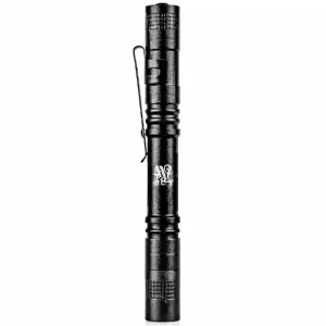 Bestseller - Kapesní detailingová svítilna Auto Finesse Swirl Seeker