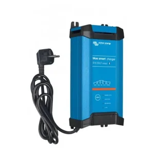 Připraveno k expedici - Victron Energy Blue Smart Charger 12V/15A - nabíječka baterií - tři výstupy